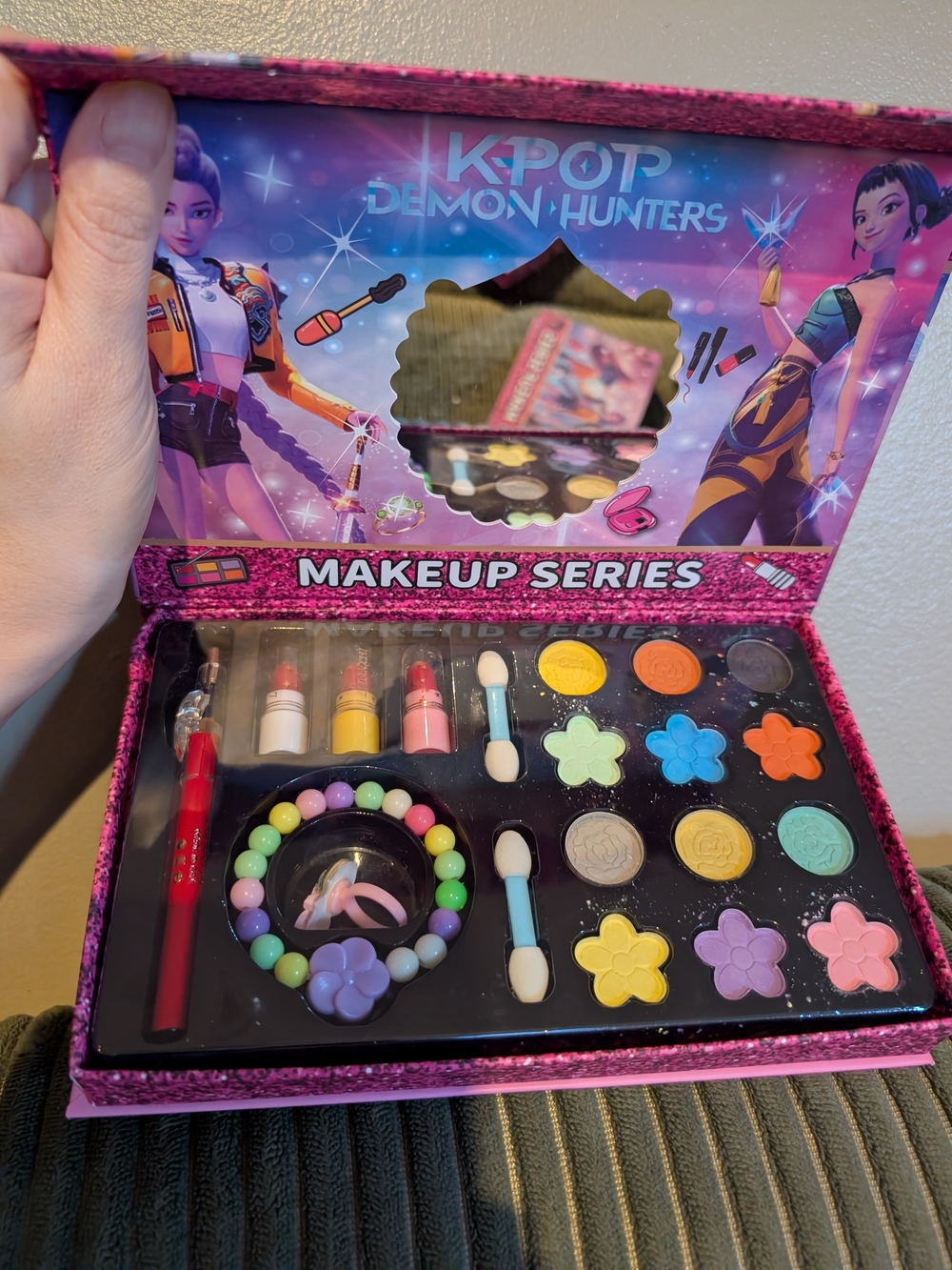 New K-pop Demon Hunters Girls Eyeshadow Pallet